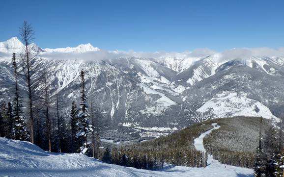 Le plus grand domaine skiable dans la chaîne Purcell – domaine skiable Panorama